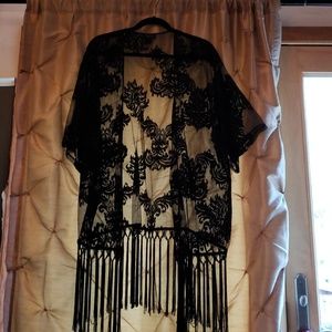 Black Lace Fringe Coverup Kimono style 🖤